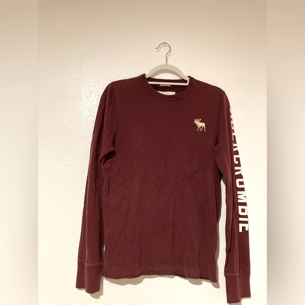 Abercrombie and fitch size small muscle long sleeve